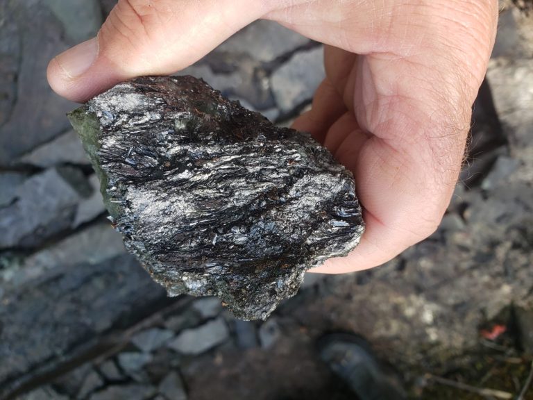 Graphite outcrop sampling, June 2024